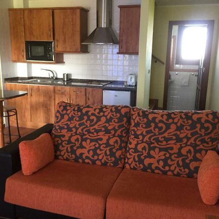 Apartamentos Rurales Azabache 比利亚维西奥萨 外观 照片