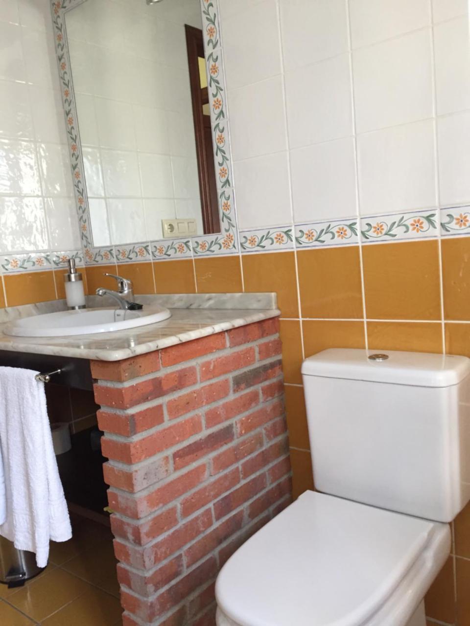 Apartamentos Rurales Azabache 比利亚维西奥萨 外观 照片