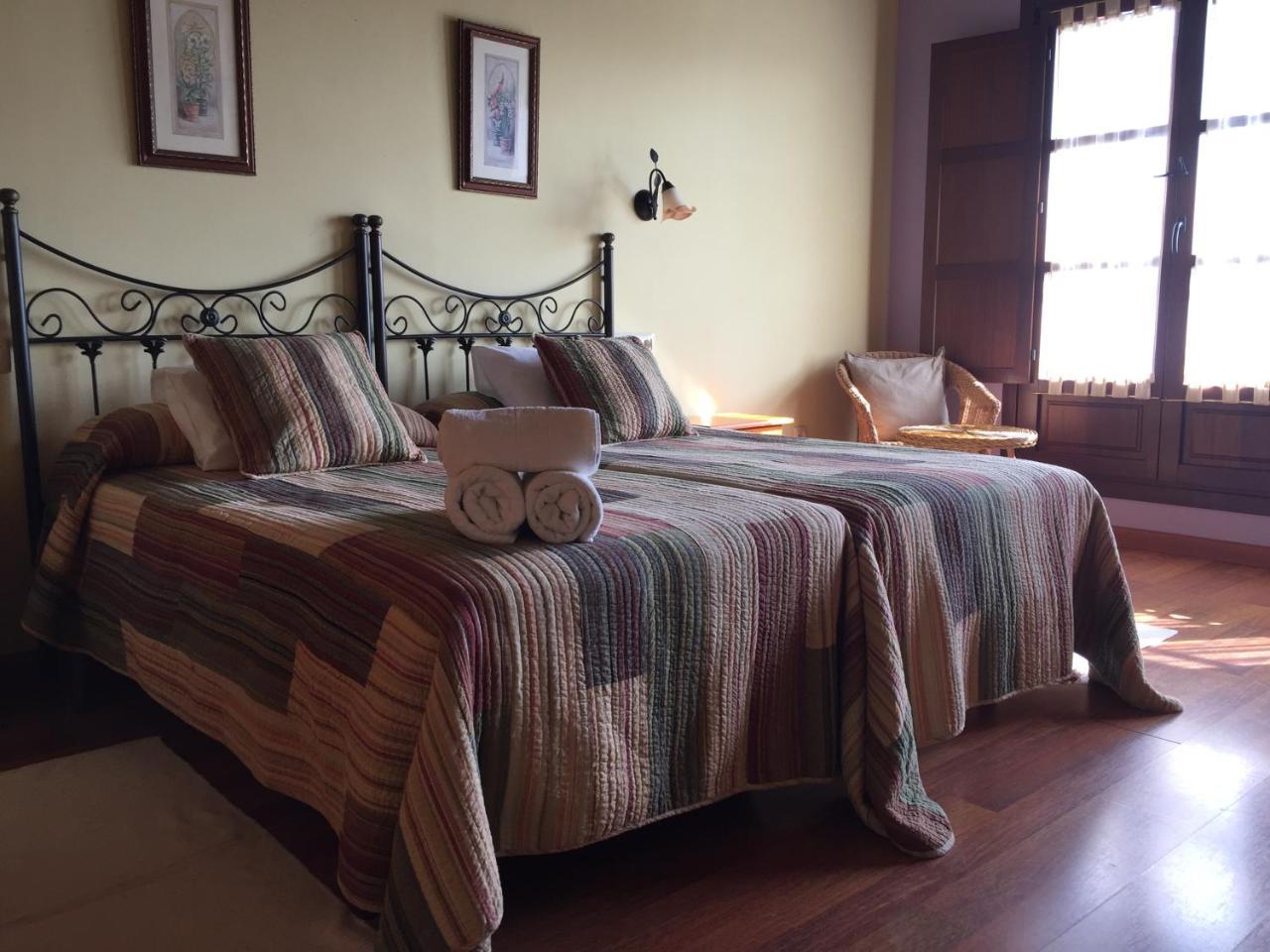 Apartamentos Rurales Azabache 比利亚维西奥萨 外观 照片